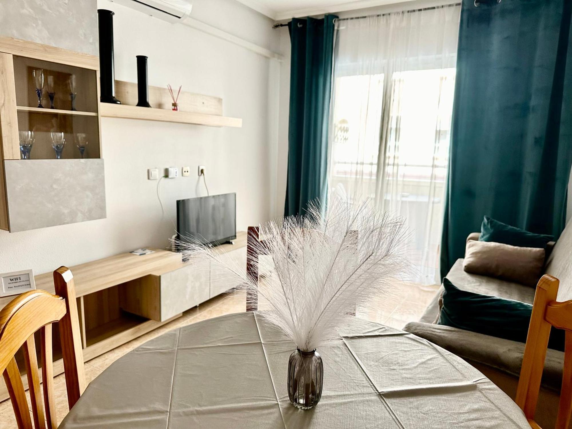 San Luis Leilighet Torrevieja Eksteriør bilde